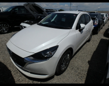 Mazda Mazda2 2022