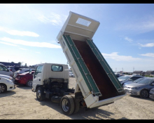 Isuzu Elf Truck 2014