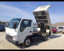 Isuzu Elf Truck 2014