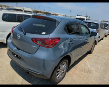 Mazda Mazda2 2021