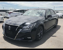 Toyota Crown Athlete 2016