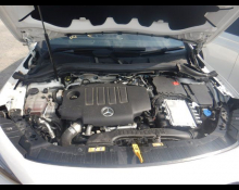 Mercedes-Benz GLA-class 2021
