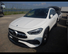 Mercedes-Benz GLA-class 2021