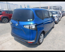 Toyota Sienta 2020