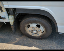 Isuzu Elf 2017