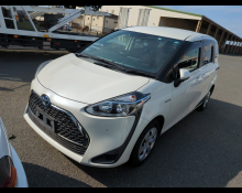 Toyota Sienta 2020