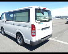Toyota Hiace Van 2017