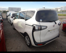 Toyota Sienta 2021
