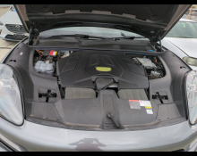 Porsche Cayenne 2021