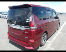 Nissan Serena 2017