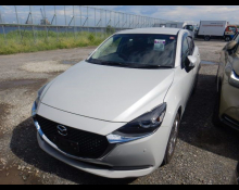 Mazda Mazda2 2021