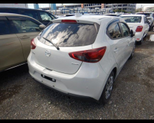 Mazda Mazda2 2021