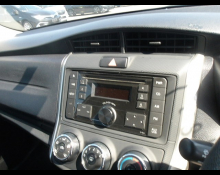 Toyota Corolla Fielder 2015