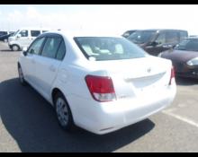 Toyota Corolla Axio 2012