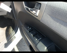 Toyota Corolla Axio 2012