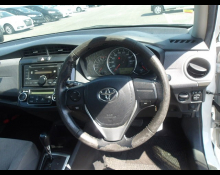 Toyota Corolla Axio 2012