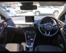 Mazda Mazda2 2021
