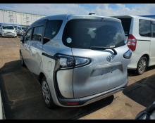 Toyota Sienta 2020