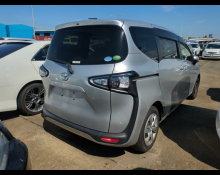 Toyota Sienta 2020