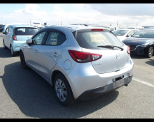 Mazda Demio 2017