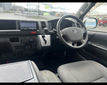 Toyota Hiace Van 2014