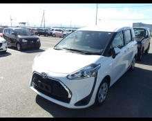 Toyota Sienta 2018