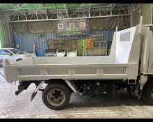 Isuzu Elf Truck 2014