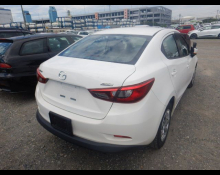 Mazda Mazda2 Sedan 2021