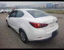 Mazda Mazda2 Sedan 2021