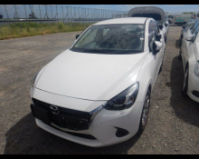 Mazda Mazda2 Sedan 2021