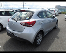 Mazda Demio 2017