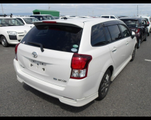 Toyota Corolla Fielder 2014