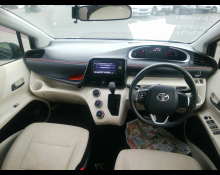 Toyota Sienta 2017