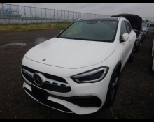 Mercedes-Benz GLA-class 2021
