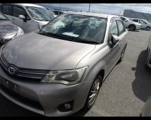 Toyota Corolla Axio 2013