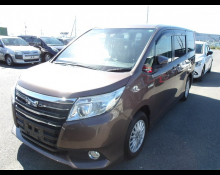 Toyota Noah 2017