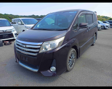 Toyota Noah 2015