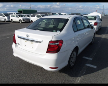 Toyota Corolla Axio 2015