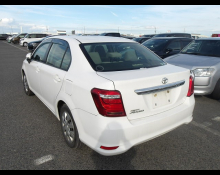 Toyota Corolla Axio 2015