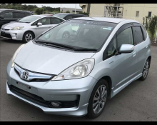 Honda Fit Hybrid 2013