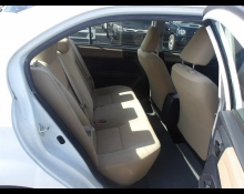 Toyota Corolla Axio 2014