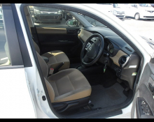 Toyota Corolla Axio 2014