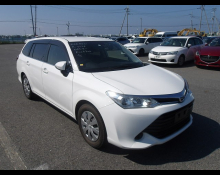 Toyota Corolla Fielder 2015