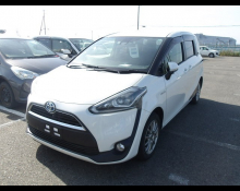 Toyota Sienta 2018