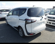 Toyota Sienta 2018