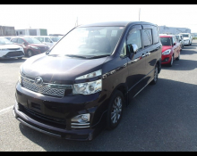 Toyota Voxy 2012