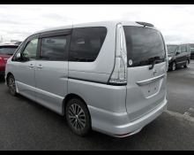 Nissan Serena 2014