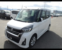 Nissan Dayz Roox 2017