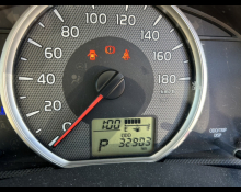 Toyota Corolla Axio 2014