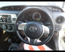 Toyota Vitz 2015